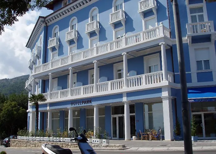 Ξενοδοχείο Park 4*