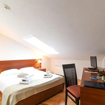 Hotel Park 4*